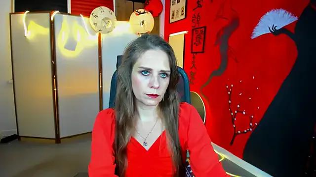 EmiliaBedy from StripChat is Freechat