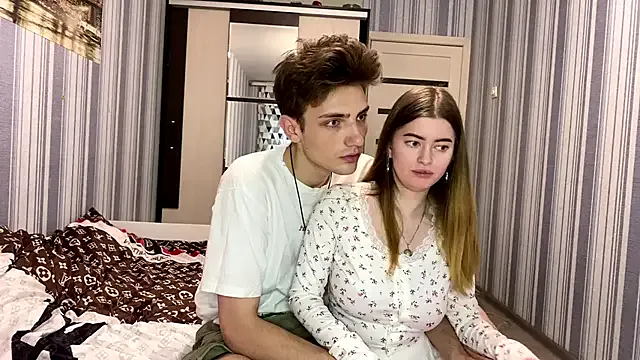 Girls: try live performances with matured performers, from dancing to quirks, in a variety of beautiful sex cams.