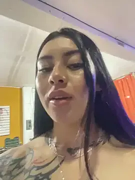 Emily_22x from StripChat