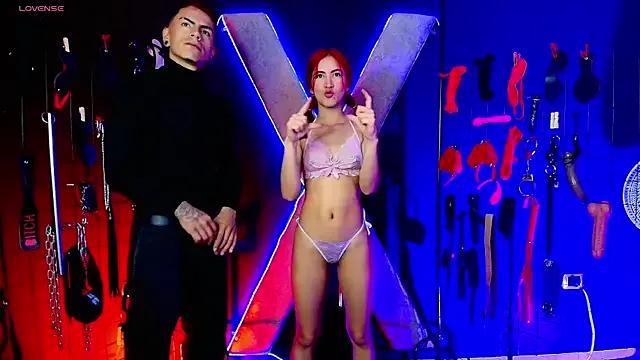 Girls: try live performances with matured performers, from dancing to quirks, in a variety of beautiful sex cams.