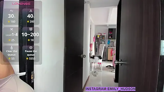 Girls: try live performances with matured performers, from dancing to quirks, in a variety of beautiful sex cams.