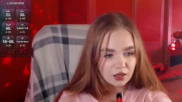 EmilyRisse from StripChat is Freechat