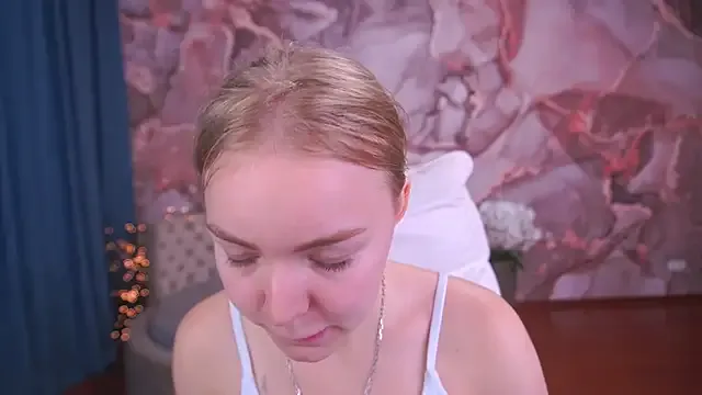 EmilySunshineS from StripChat