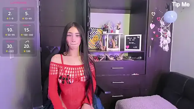 Emilytafur from StripChat