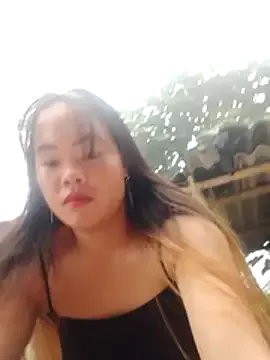emilyzz from StripChat is Freechat