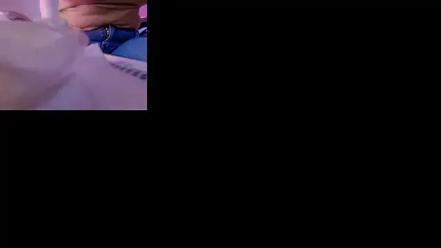 emma_madi from StripChat
