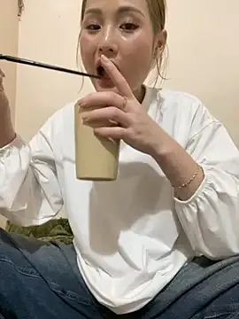 Emma_sexy98 from StripChat is Freechat