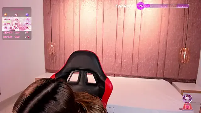 EmmiHops from StripChat is Freechat