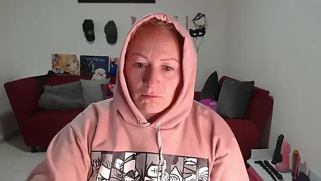 emperabigbootybigass from StripChat