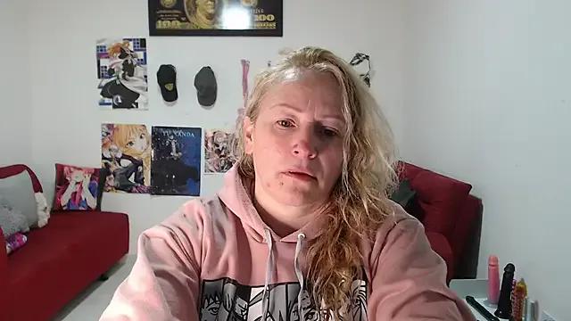 emperabigbootybigass from StripChat is Freechat
