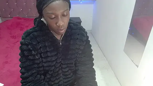 emyfuckhard from StripChat is Freechat