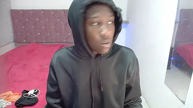 emyfuckhard from StripChat is Freechat