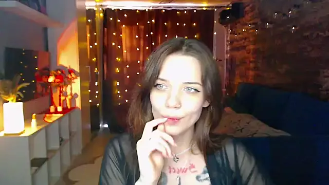 Girls: try live performances with matured performers, from dancing to quirks, in a variety of beautiful sex cams.