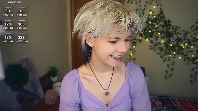 EngelAlman from StripChat