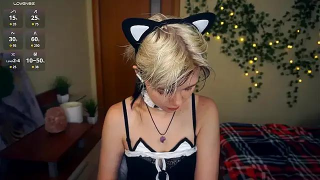 EngelAlman from StripChat