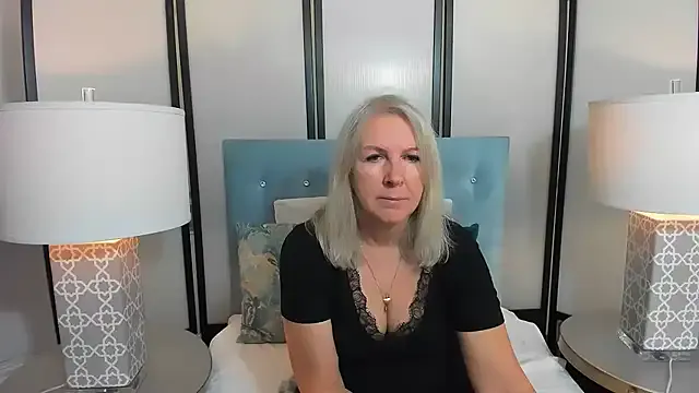 EricaTop from StripChat is Freechat