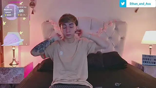 Girls: try live performances with matured performers, from dancing to quirks, in a variety of beautiful sex cams.