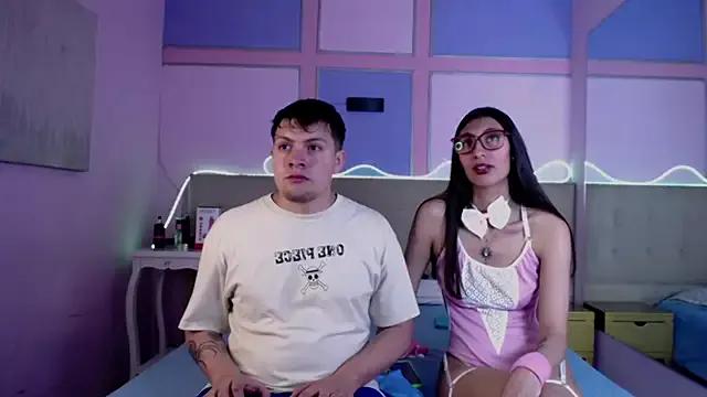 Ethan_N_Abby from StripChat is Freechat