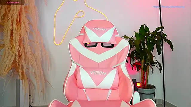 Euphoricbunny from StripChat