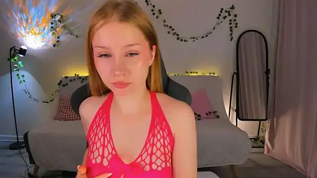 Eva_Davi from StripChat is Freechat