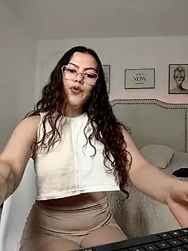 Eva_lenox from StripChat is Freechat