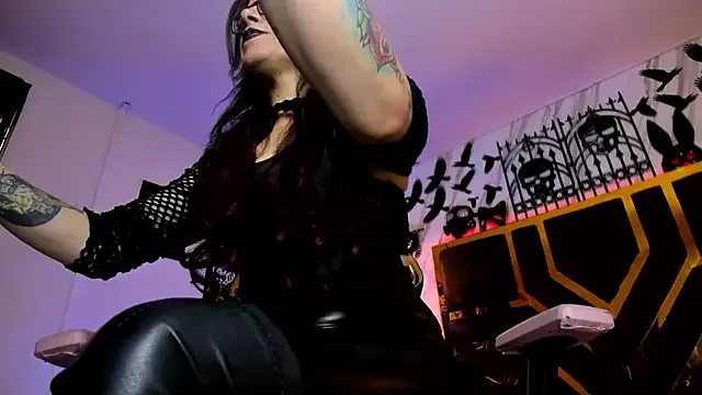 Evangelinejoness_ from StripChat is Freechat