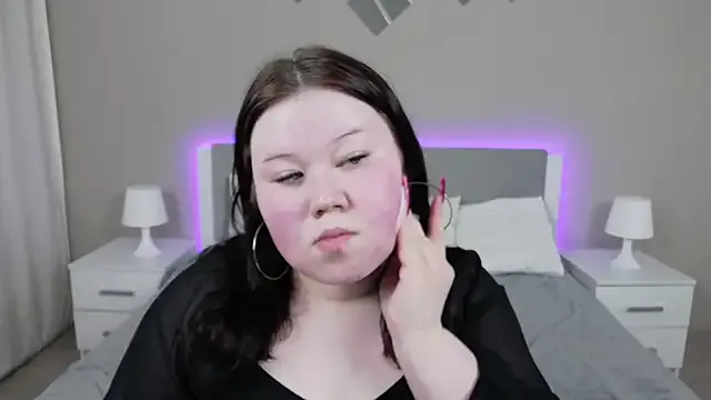 EvaNova_ from StripChat is Freechat