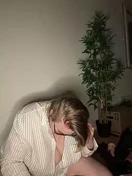 EveBaker04 from StripChat