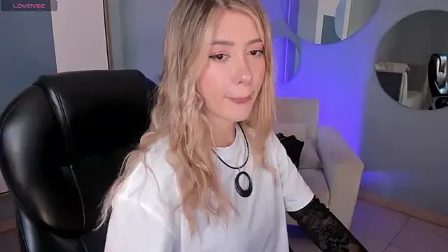 Girls: try live performances with matured performers, from dancing to quirks, in a variety of beautiful sex cams.