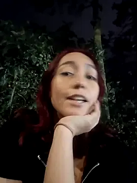 Eveelyn25x from StripChat is Freechat