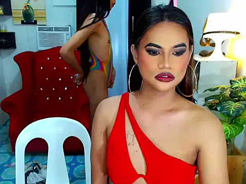 Girls: try live performances with matured performers, from dancing to quirks, in a variety of beautiful sex cams.