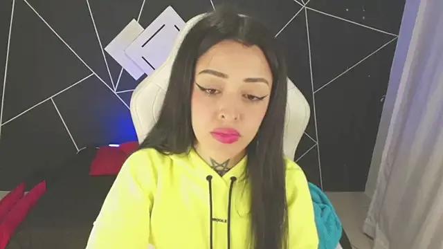 farichell from StripChat is Freechat