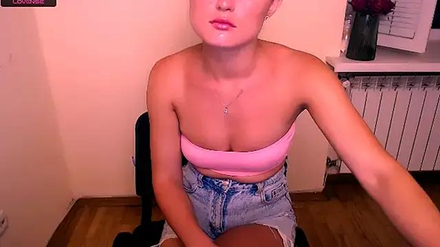 Girls: try live performances with matured performers, from dancing to quirks, in a variety of beautiful sex cams.