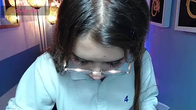 Fiorellaa_delsd from StripChat is Freechat