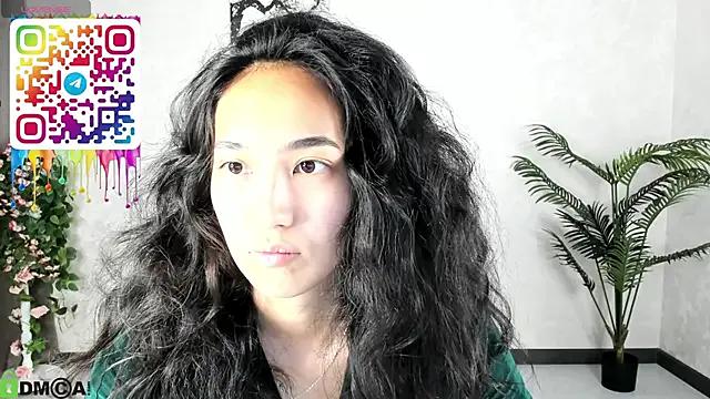 FlirtyAura from StripChat is Freechat