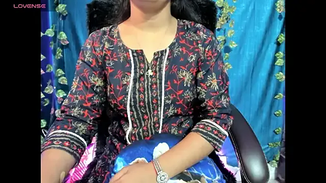 Forever_Love2025 from StripChat is Freechat