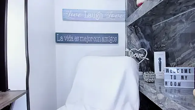 foxy_zoe from StripChat is Freechat