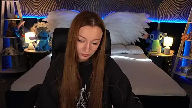 FoxyMayy from StripChat is Freechat