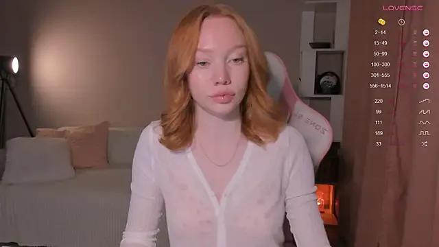 foxyMistrees from StripChat is Freechat