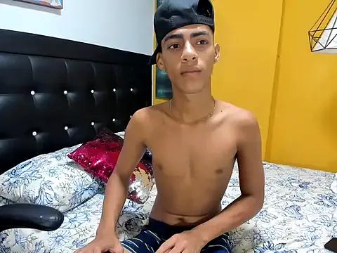 franco_clark from StripChat is Freechat