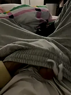 Frankieyyy1 from StripChat is Freechat