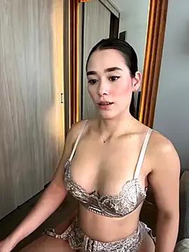FridaKlein from StripChat is Freechat