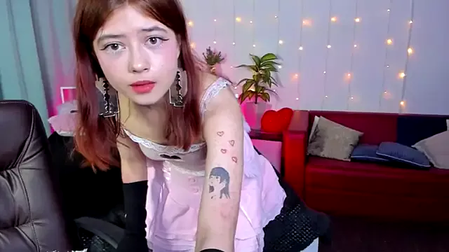 Frie_Moor from StripChat