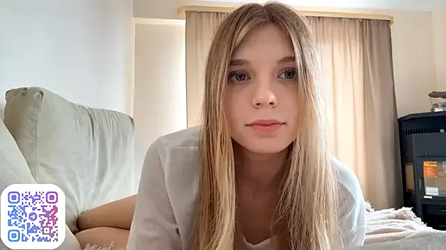 FruityXo from StripChat