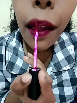 Fuck_me_babyy from StripChat is Freechat