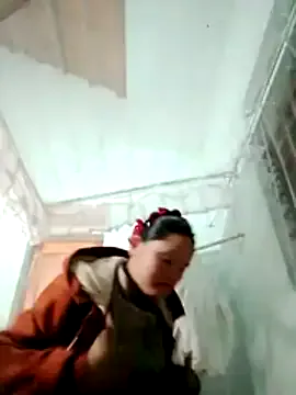 Fucksquirt2k from StripChat is Freechat