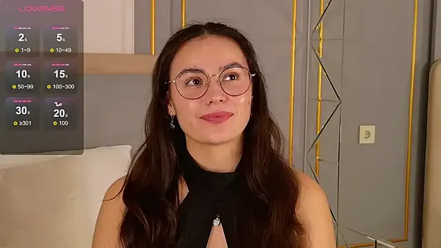 Girls: try live performances with matured performers, from dancing to quirks, in a variety of beautiful sex cams.