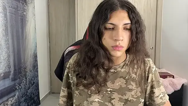 Girls: try live performances with matured performers, from dancing to quirks, in a variety of beautiful sex cams.