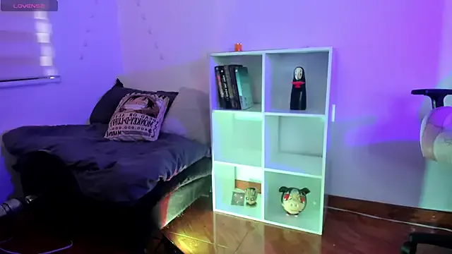 Girls: try live performances with matured performers, from dancing to quirks, in a variety of beautiful sex cams.