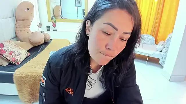 Girls: try live performances with matured performers, from dancing to quirks, in a variety of beautiful sex cams.